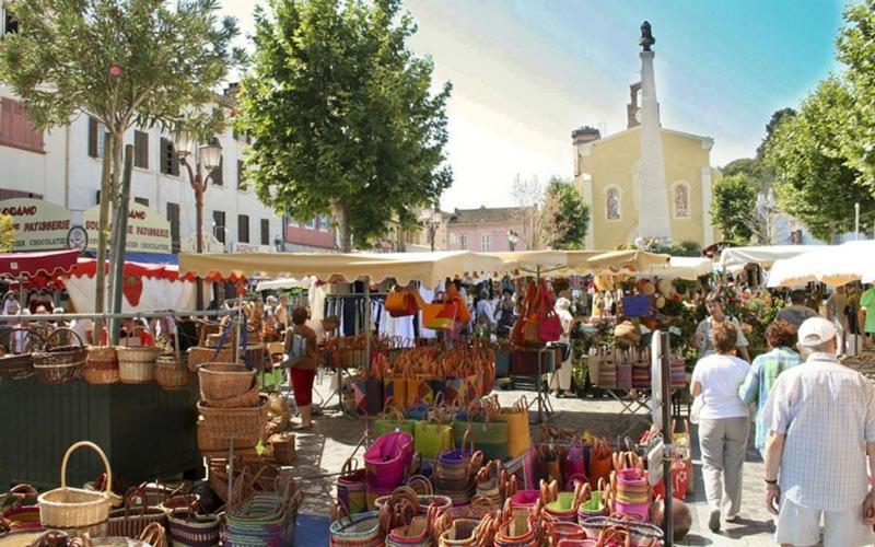 Le Clos Du Bonheur Le Pradet Bagian luar foto